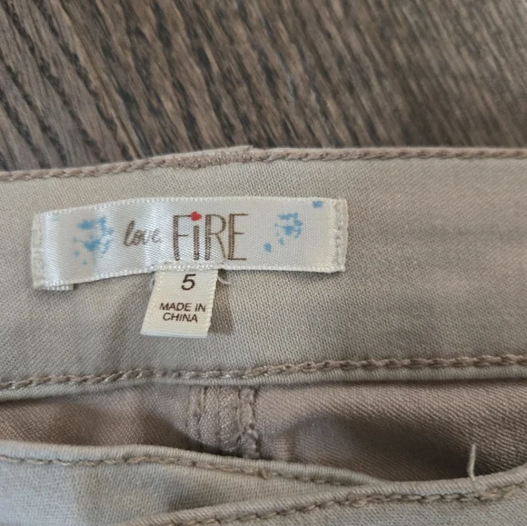 Womans jeans - Picture 2 of 4